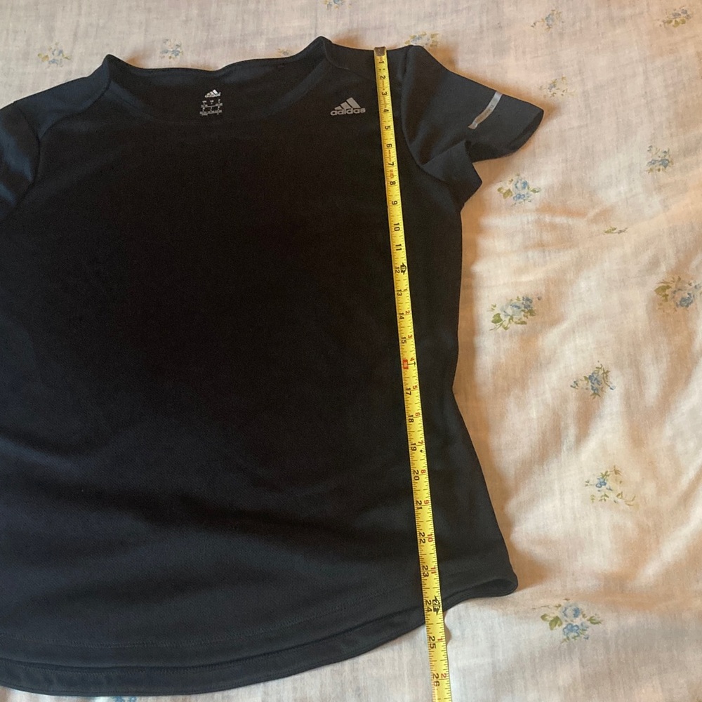 Adidas Tee - Picture 4 of 13